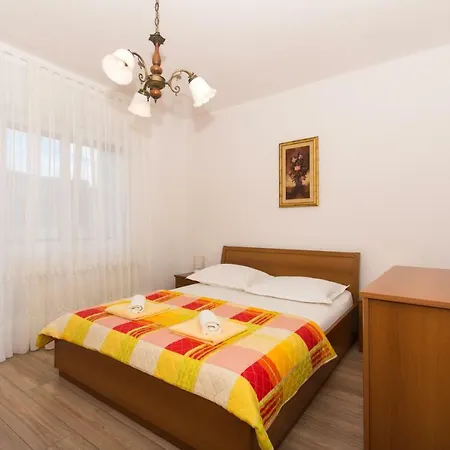 Domic Apartman *