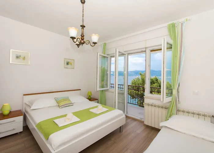 Domic Διαμέρισμα *